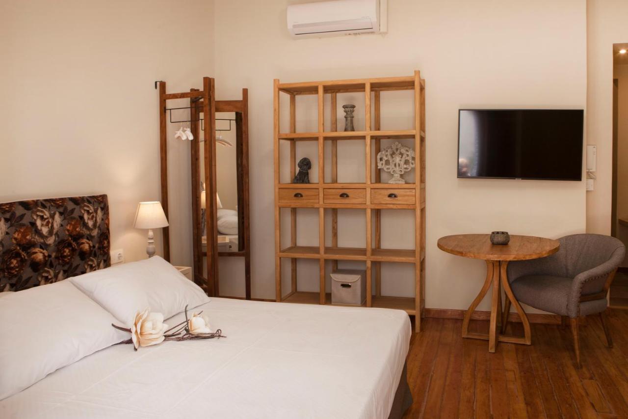 Bentzi...Boutique Apartment 6, Superior Suite For 4 Guests Athens Exterior photo